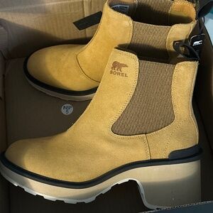 NEW SOREL WOMEN'S HI-LINE™ HEEL CHELSEA